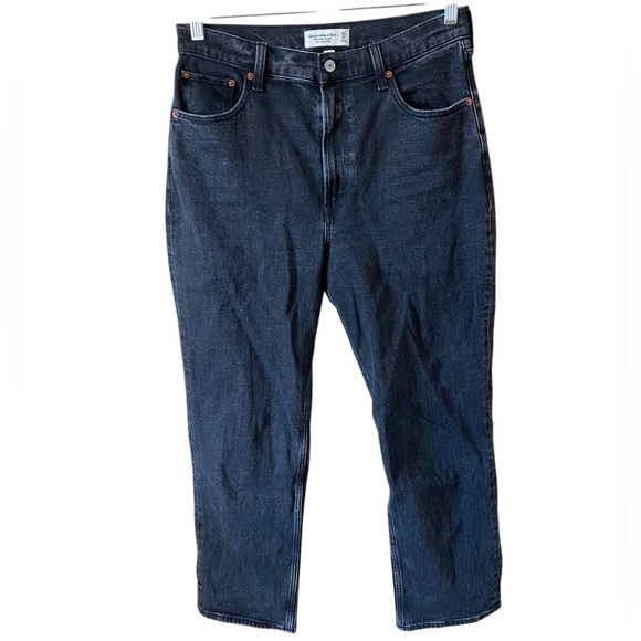 Abercrombie & Fitch ‘The Ankle Straight’ Ultra High Rise Curve Love Black Jeans - Picture 1 of 3